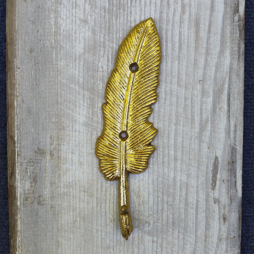 Gold Feather Hooks Wall Decor